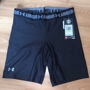 NWT Under Armour heat gear compression shorts